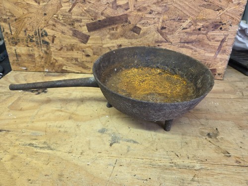 Early cast iron round spider - early,
