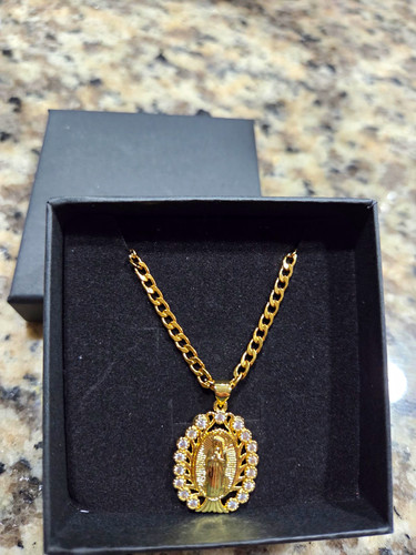 Gold tone yellow - gold,