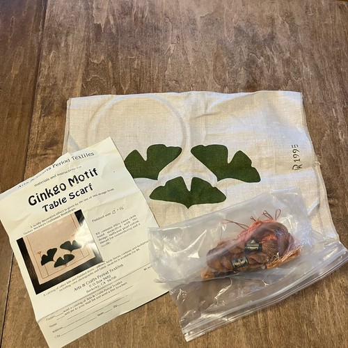 Arts crafts period textiles - arts,