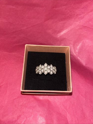 Women diamond cluster ring 10k - cluster,