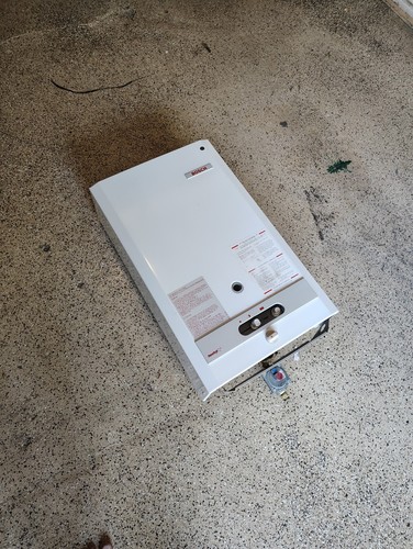 Tankless hot water heater - tankless,