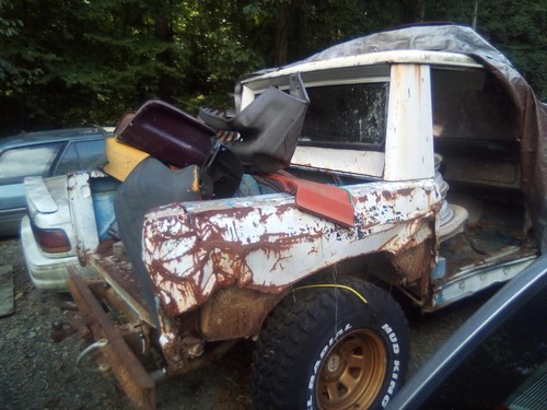 Vintage early ford bronco lug - early,