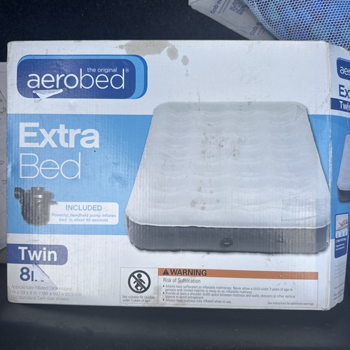 Inflatable mattress and - and, air