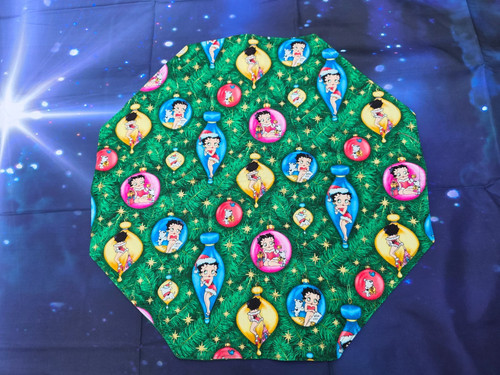 Handmade quilted table topper - table,
