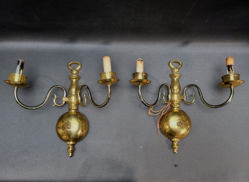 Colonial style brass two arm - 2,