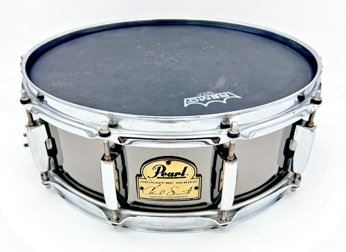 Pearl chad smith signature - chad,