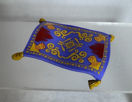 Aladdin flying carpet plastic - flying,