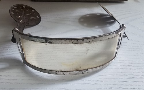 1935 daisy buck - daisy,, visor