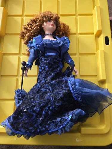 Collector choice series - collector's, doll