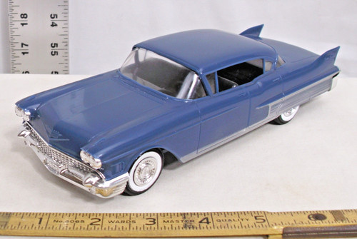Han 1958 cadillac fleetwood - jo-han,