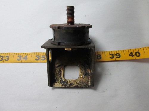 Engine mount 1995 - mount, skidoo