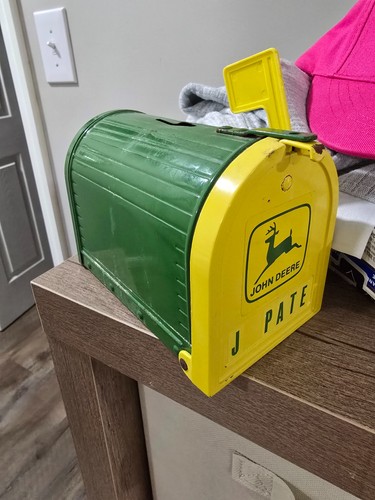 Vintage metal john deere mail - vintage,