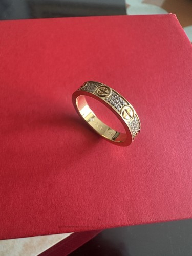 New 18k yellow - pavé, love