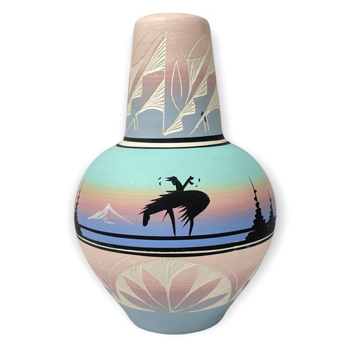 Navajo pottery vase - pottery, authentic