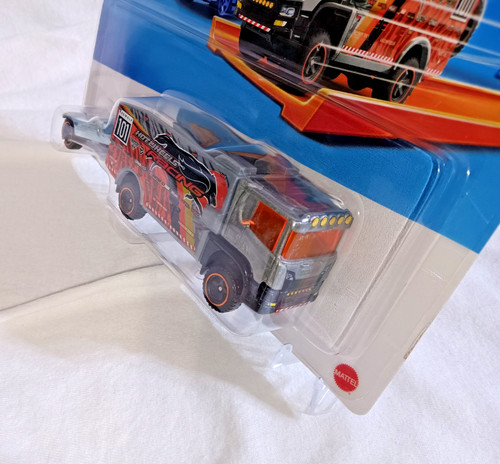 Hot wheels best - 1:64, for