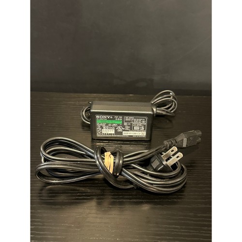 Sony psp 100 - sony, adaptor