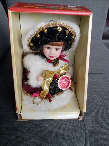 2003 christina collection doll - christina,