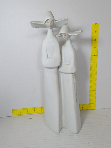 Lladro two nuns figurine - two,