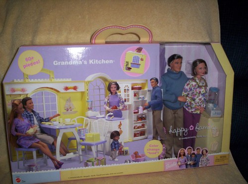 2003 barbie happy family - 2003,