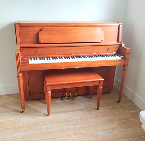 Boston 118 upright piano - upright,
