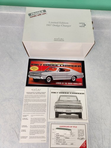 Danbury mint 1967 dodge - mint,