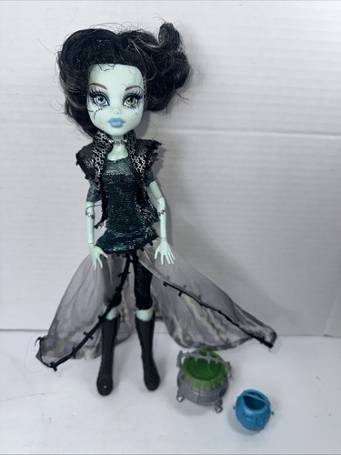 Monster high doll frankie - monster,