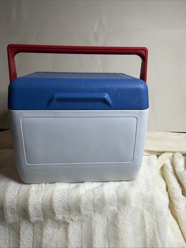 Vtg rubbermaid gott cooler - rubbermaid,