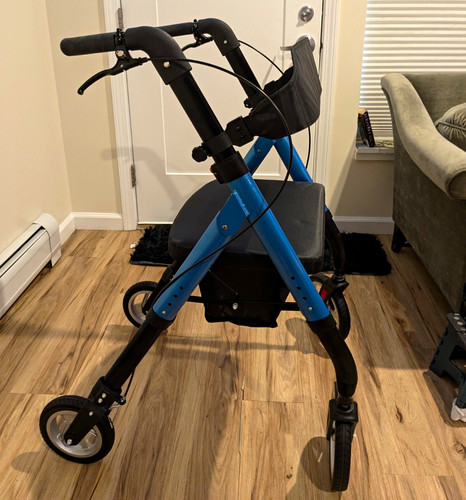 Blue black wheel - blue/black, 4-wheel