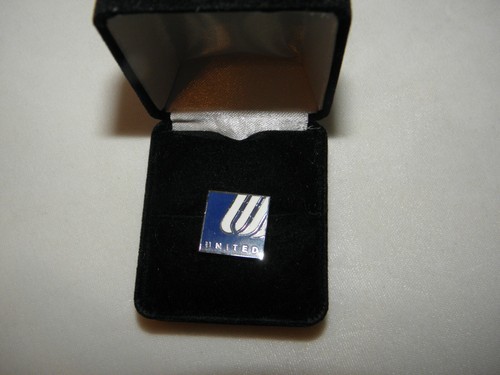 United airlines lapel pin last - airlines,