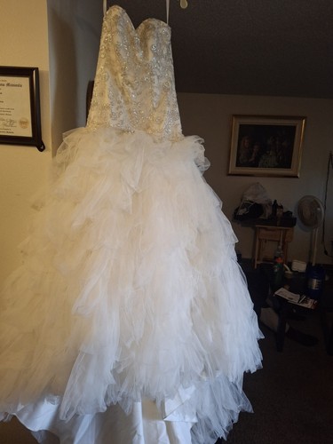 New beautiful wedding - beautiful, dress