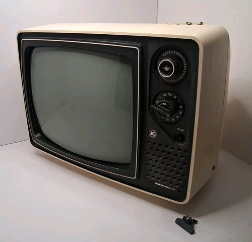 Vintage 1979 samsung crt - vintage, tv