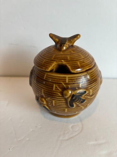 Vintage bee hive honey pot - vintage,