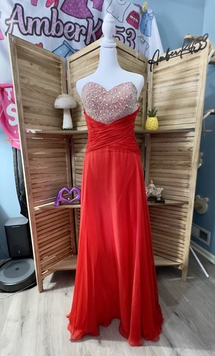Women wow prom - wow, pageant