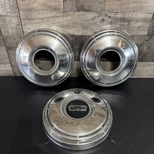 Ford full size car hubcaps - ford,