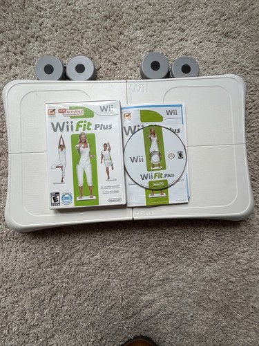 Nintendo wii fit plus bundle - wii,