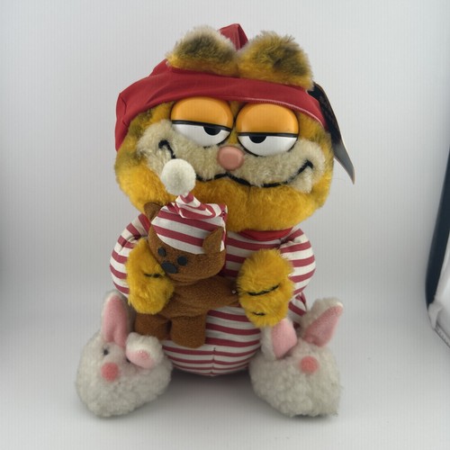 Vintage dakin garfield plush - dakin,