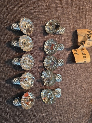 Assorted antique christmas - assorted,