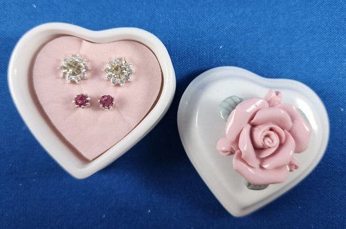 Avon trinket box - trinket, rose
