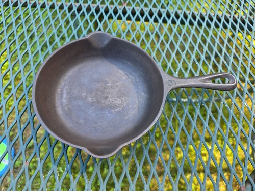 Ugly hammered cast - ugly, iron