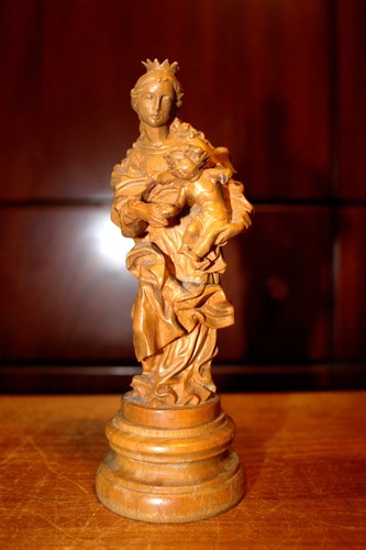 Antique anri hand carved - antique,