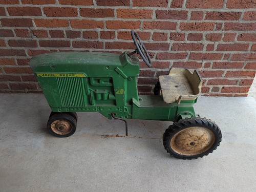 Ertl john deere - john, pedal