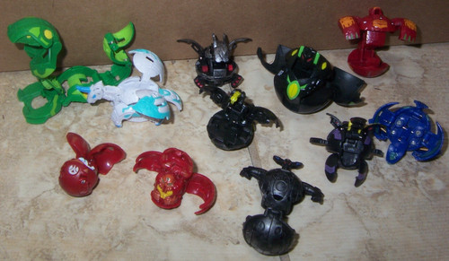 Euc lot bakugan toy - 11,