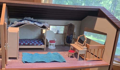 Tomy smaller homes bedroom - tomy,