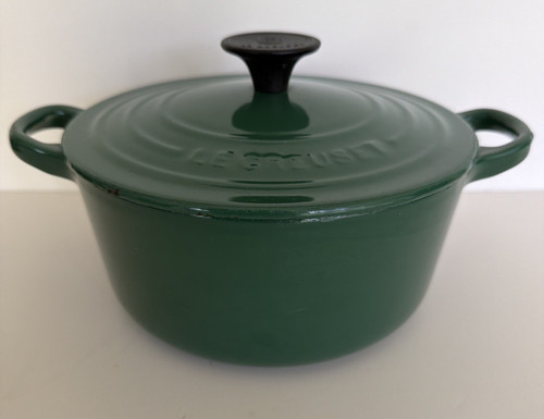Creuset hunter green enamel - le,