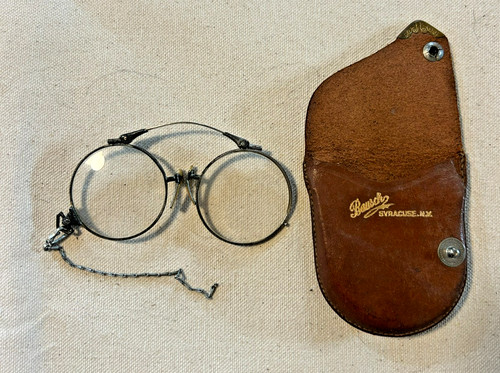 Antique foldable pince nez - antique,