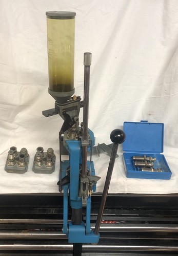 Dillon 550 reloading - 550, press