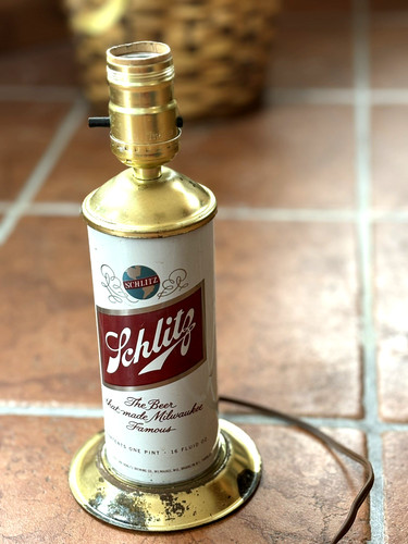 Schlitz beer lamp vintage - schlitz, lamp,vintage,10