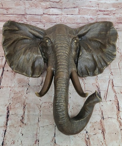 Bronze sculpture massive - sculpture,