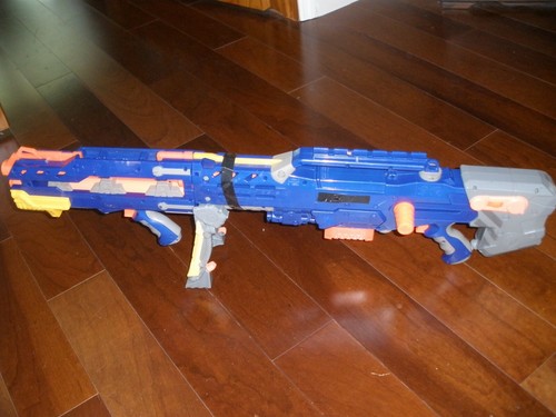 Nerf guns and accessories - guns,