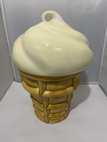 Vtg soft serve vanilla ice - soft,